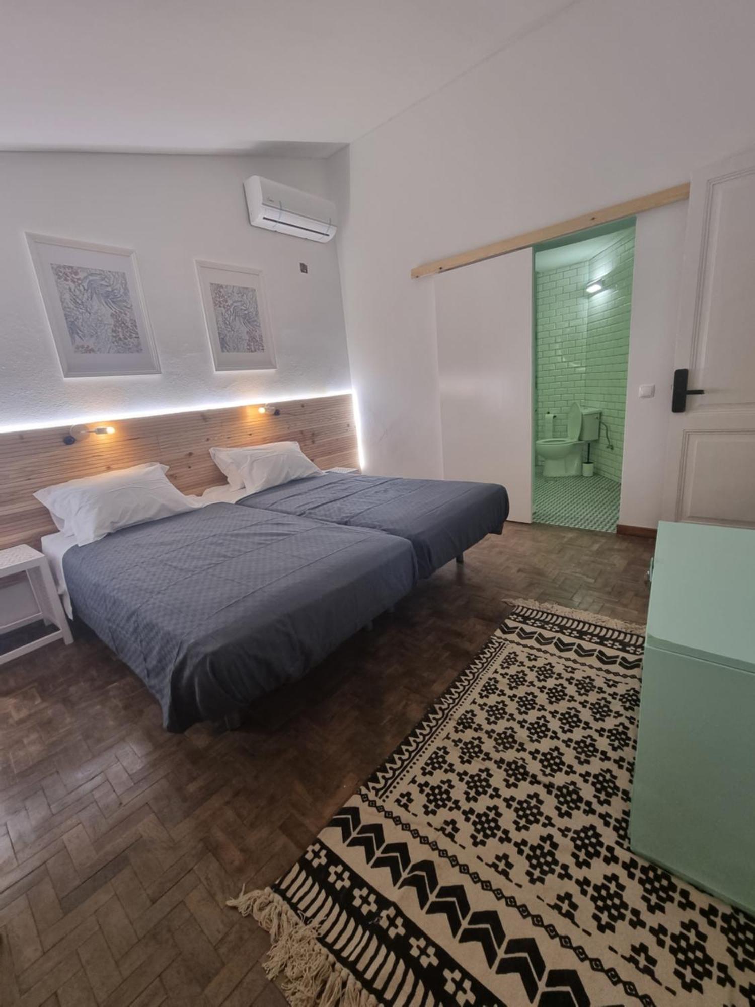 Wonder Charm Guesthouse Albufeira Habitación foto